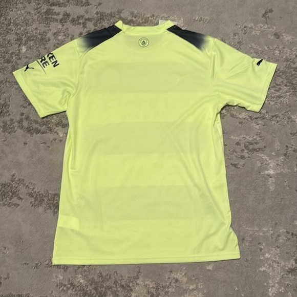 Manchester City Jersey - Picture 3 of 3